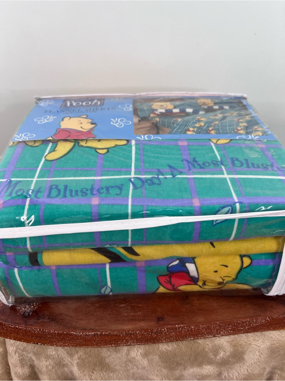 Vintage Pooh 3-Piece Twin Flannel Sheets - Most Blustery Day - Winnie the Pooh - Picture 9 of 9